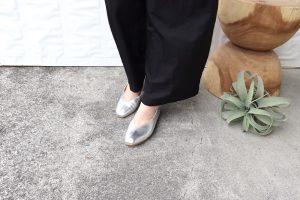 Ｖカットパンプル